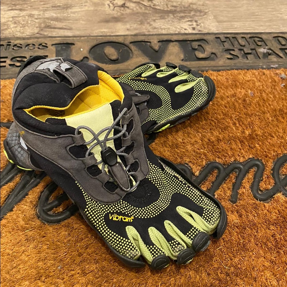 Five toe Shoes